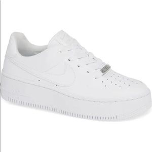 Nike Air Force 1 Sage Low Top